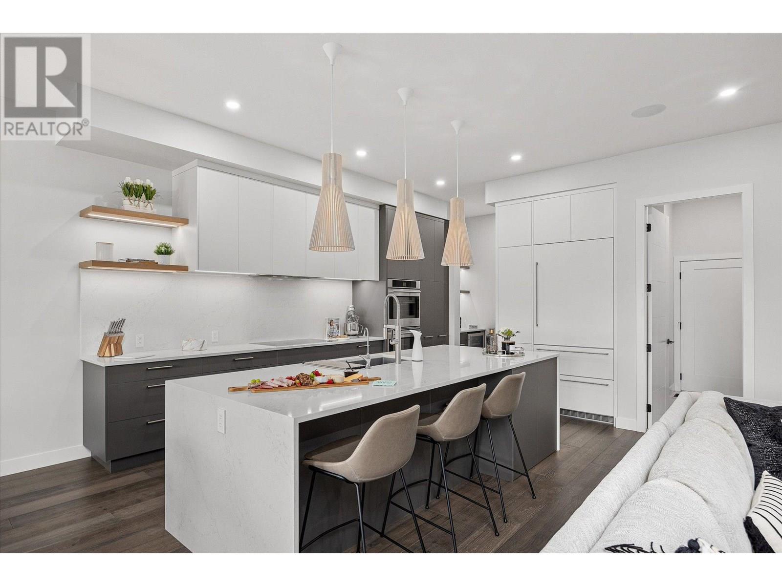 10058 Beacon Hill Drive