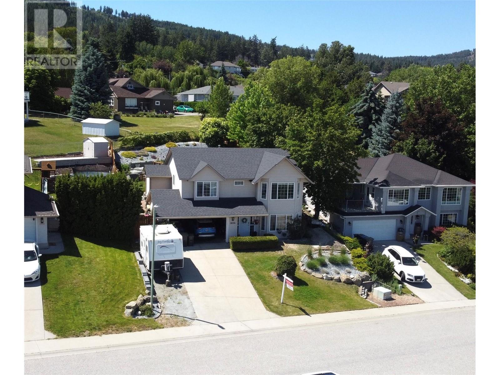 3656 Walnut Glen Drive