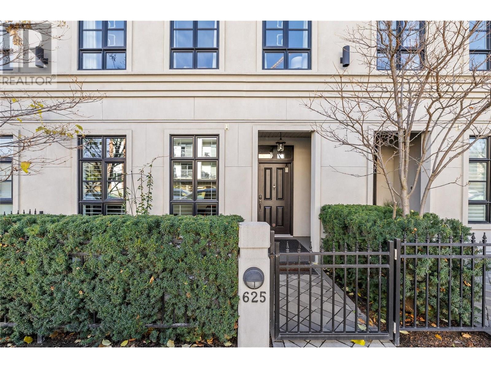 625 Fuller Avenue