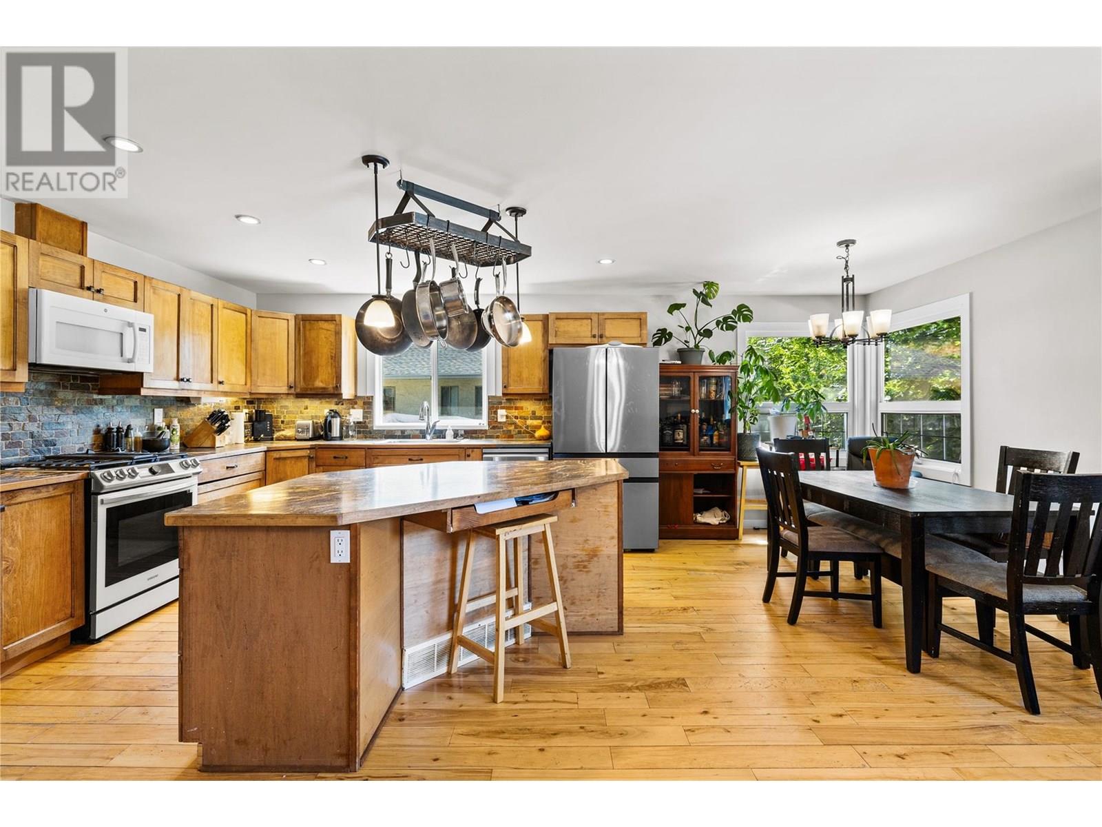 2946 McAllister Road