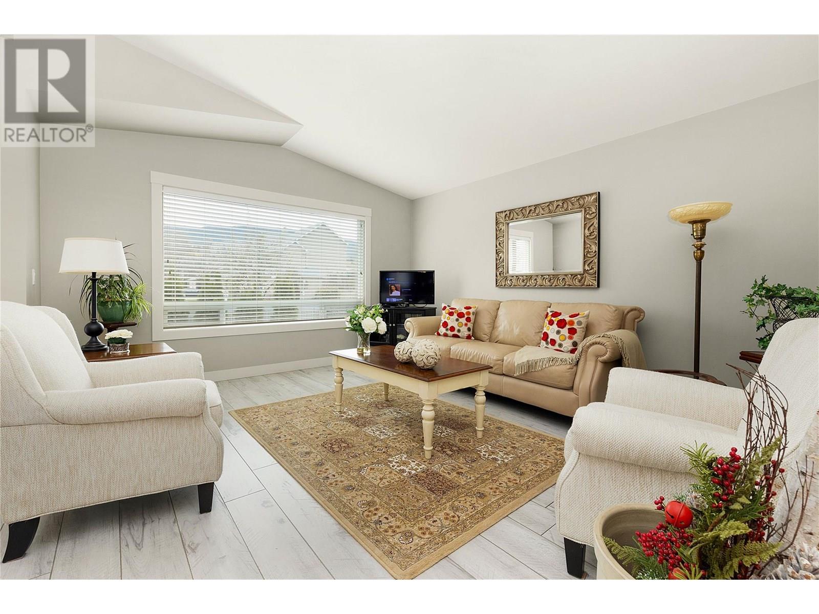 2100 55 Avenue Unit# 74