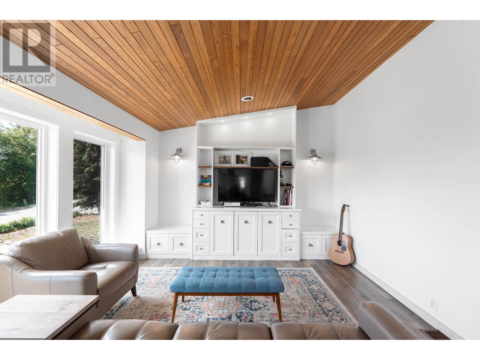 1835 Horizon Drive