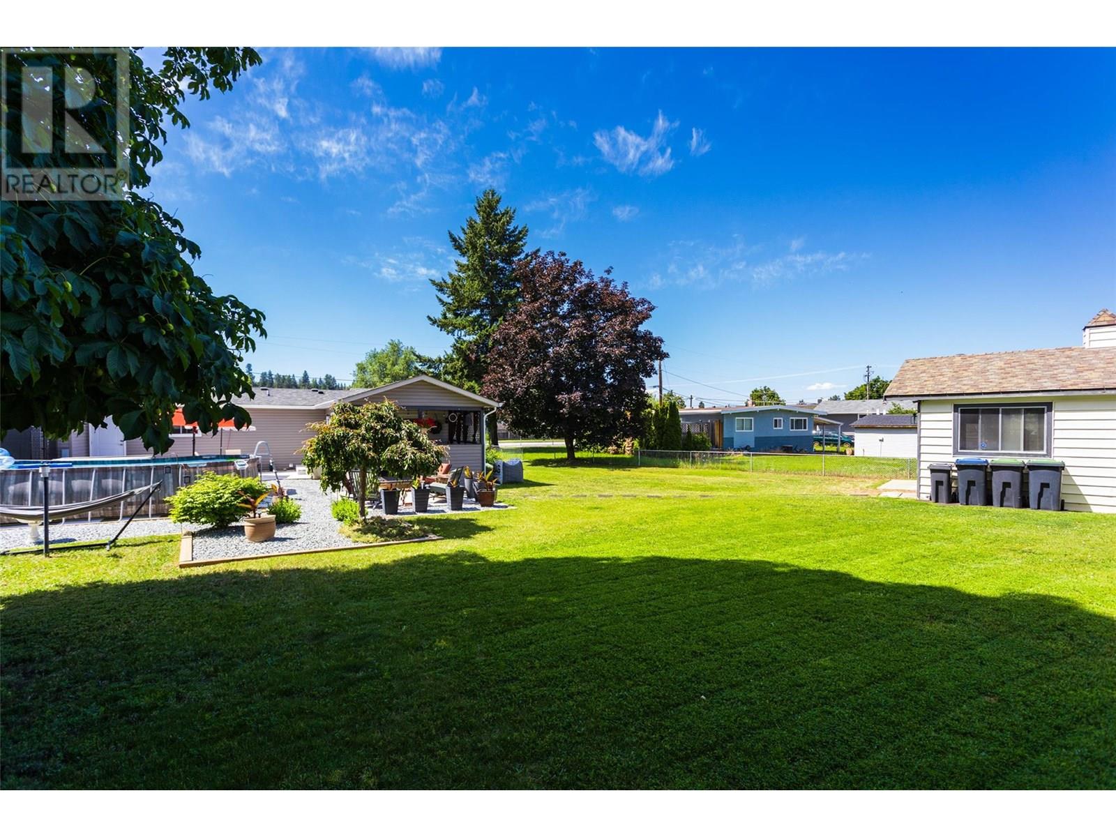 1490 Cornwall Road