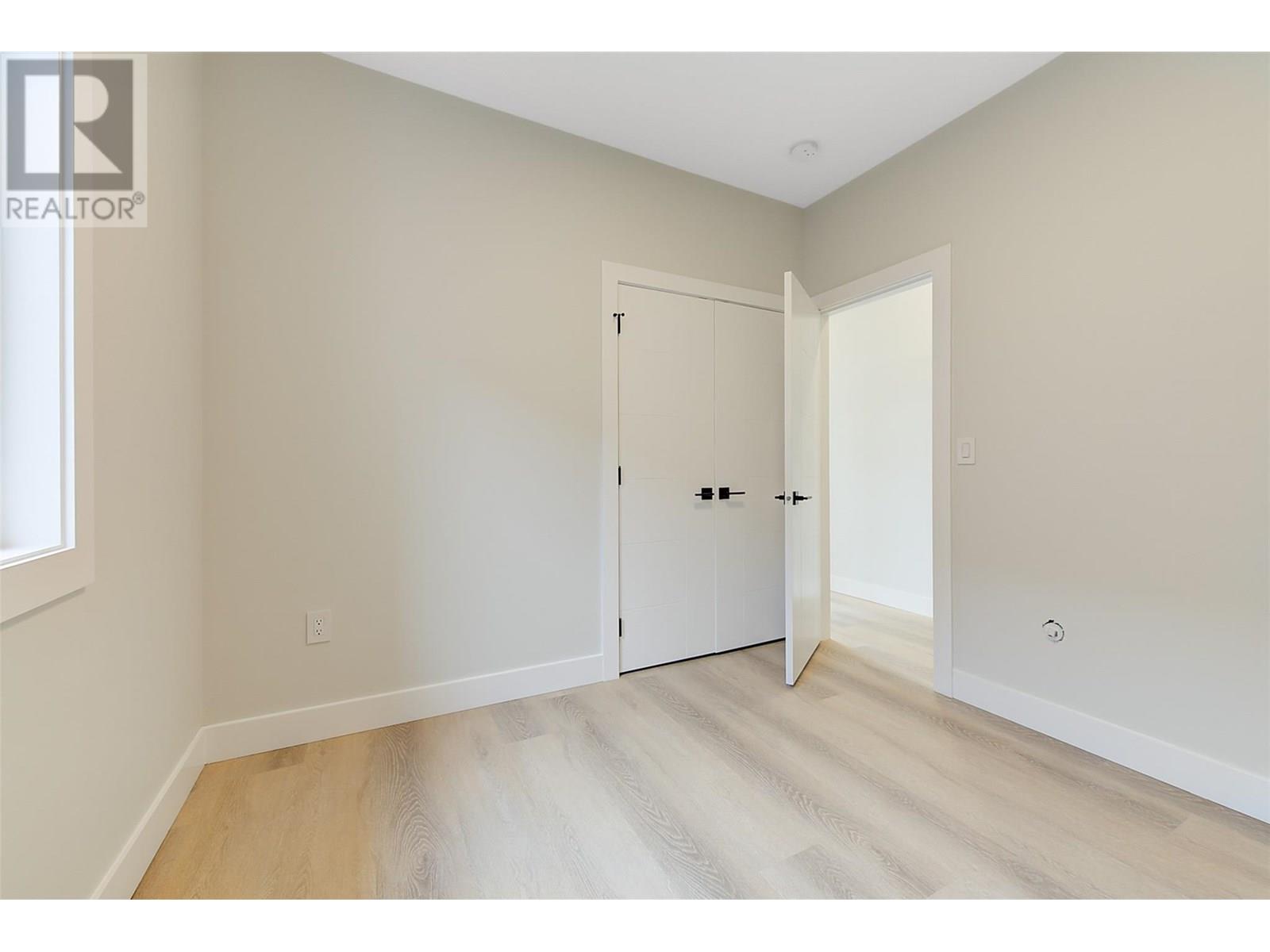 839 Lawson Avenue Unit# 4