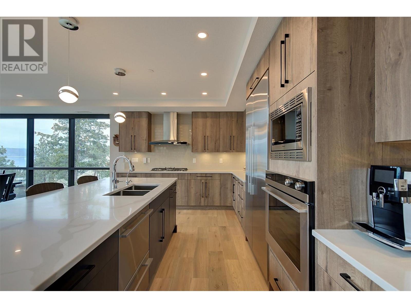 3475 Granite Close Unit# 401