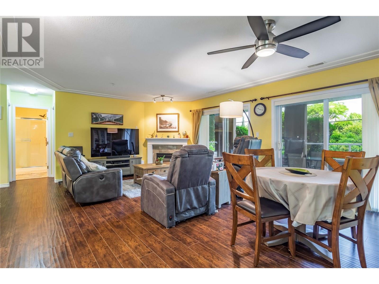 1966 Durnin Road Unit# 103