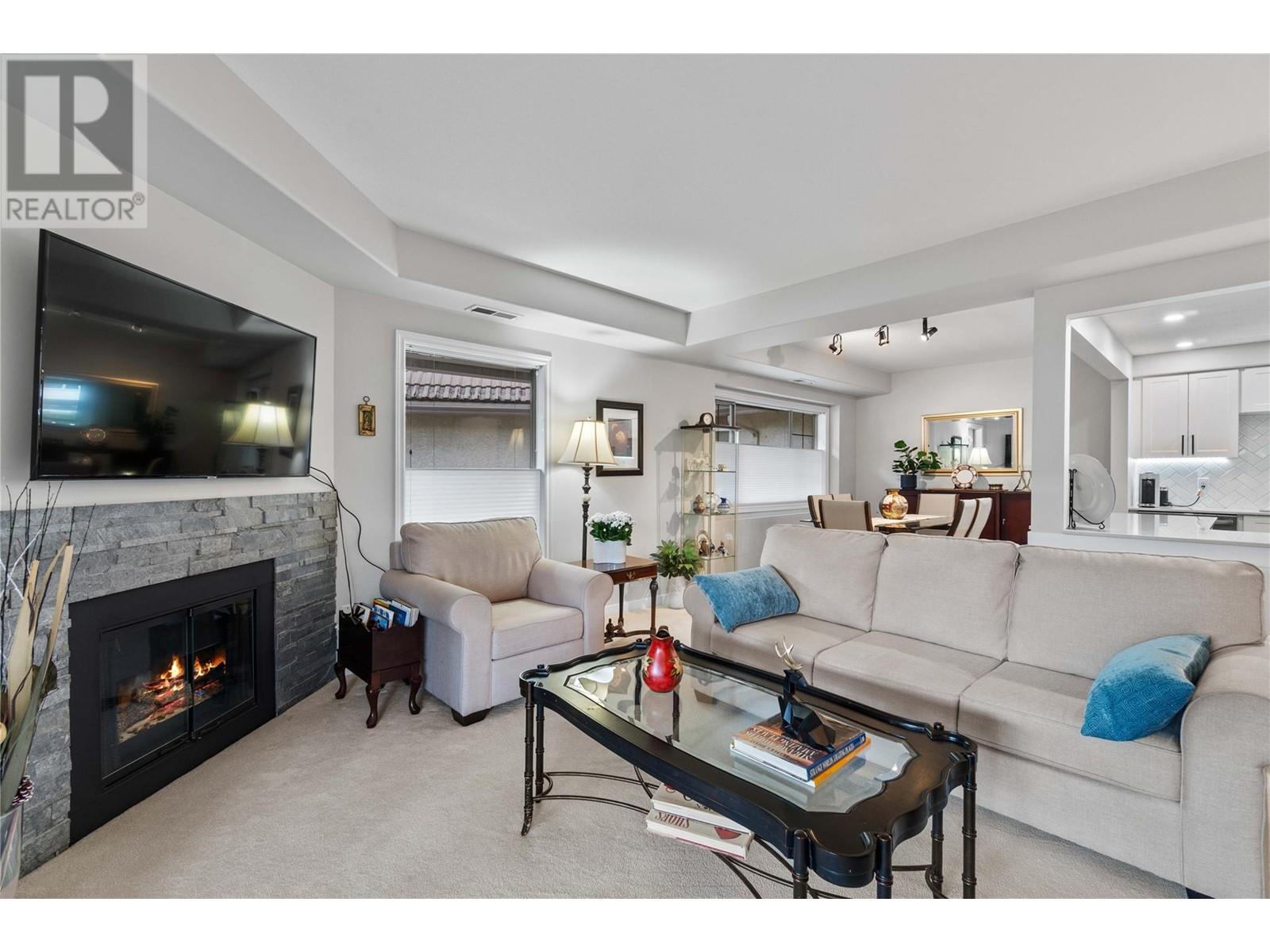 3335 Richter Street Unit# 213