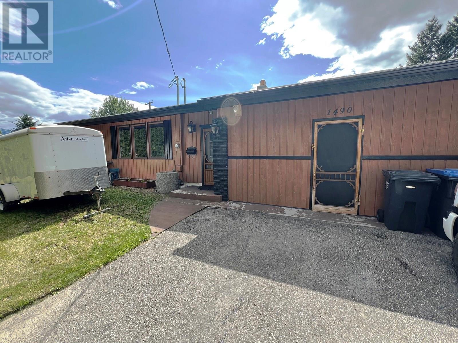 1490 Hollywood Road