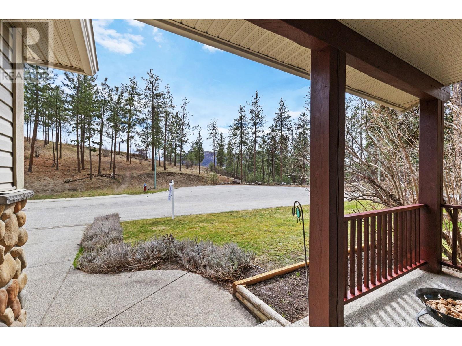 1528 Rosemeadow Drive