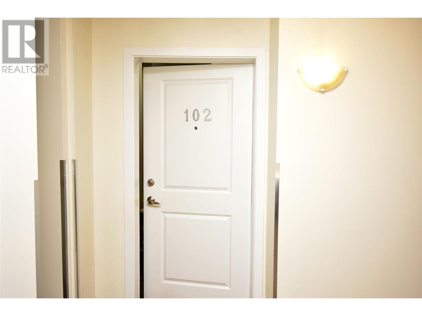 4205 27 Street Unit# 102