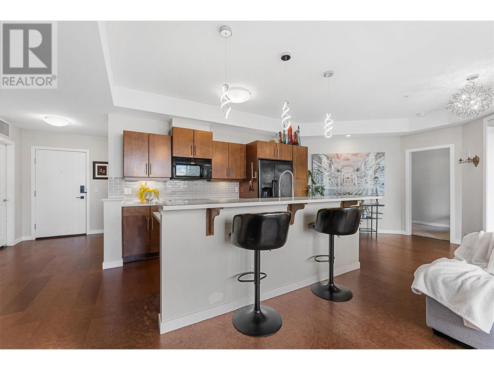 1933 Ambrosi Road Unit# 206