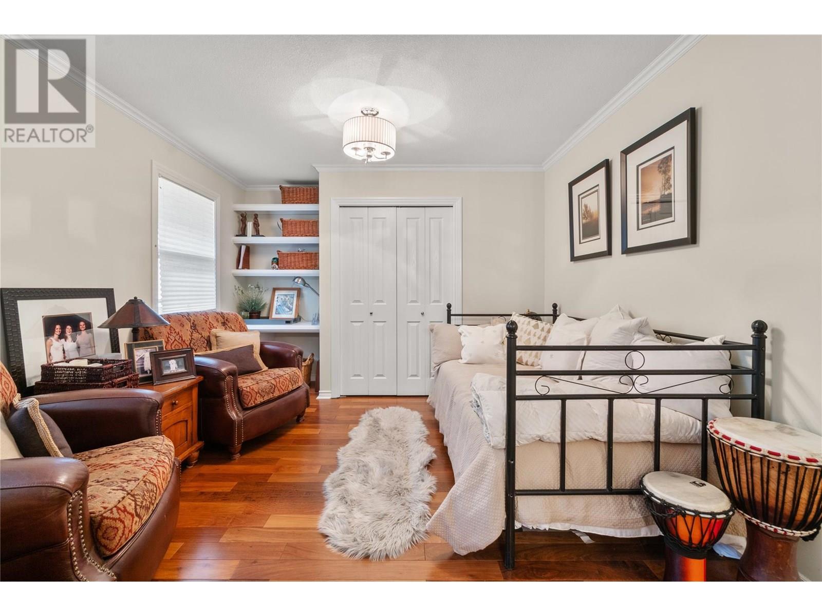 4222 Gallaghers Crescent
