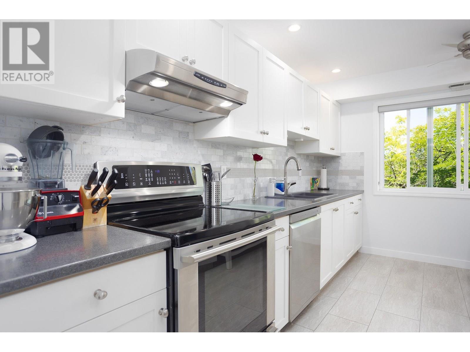 1045 Sutherland Avenue Unit# 315A