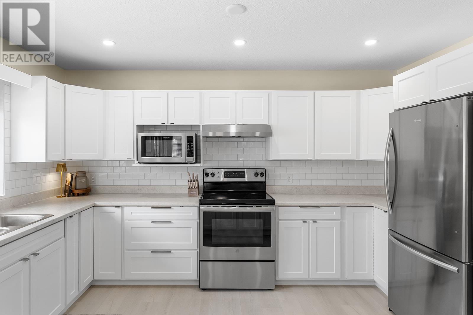 3132 Shannon Court