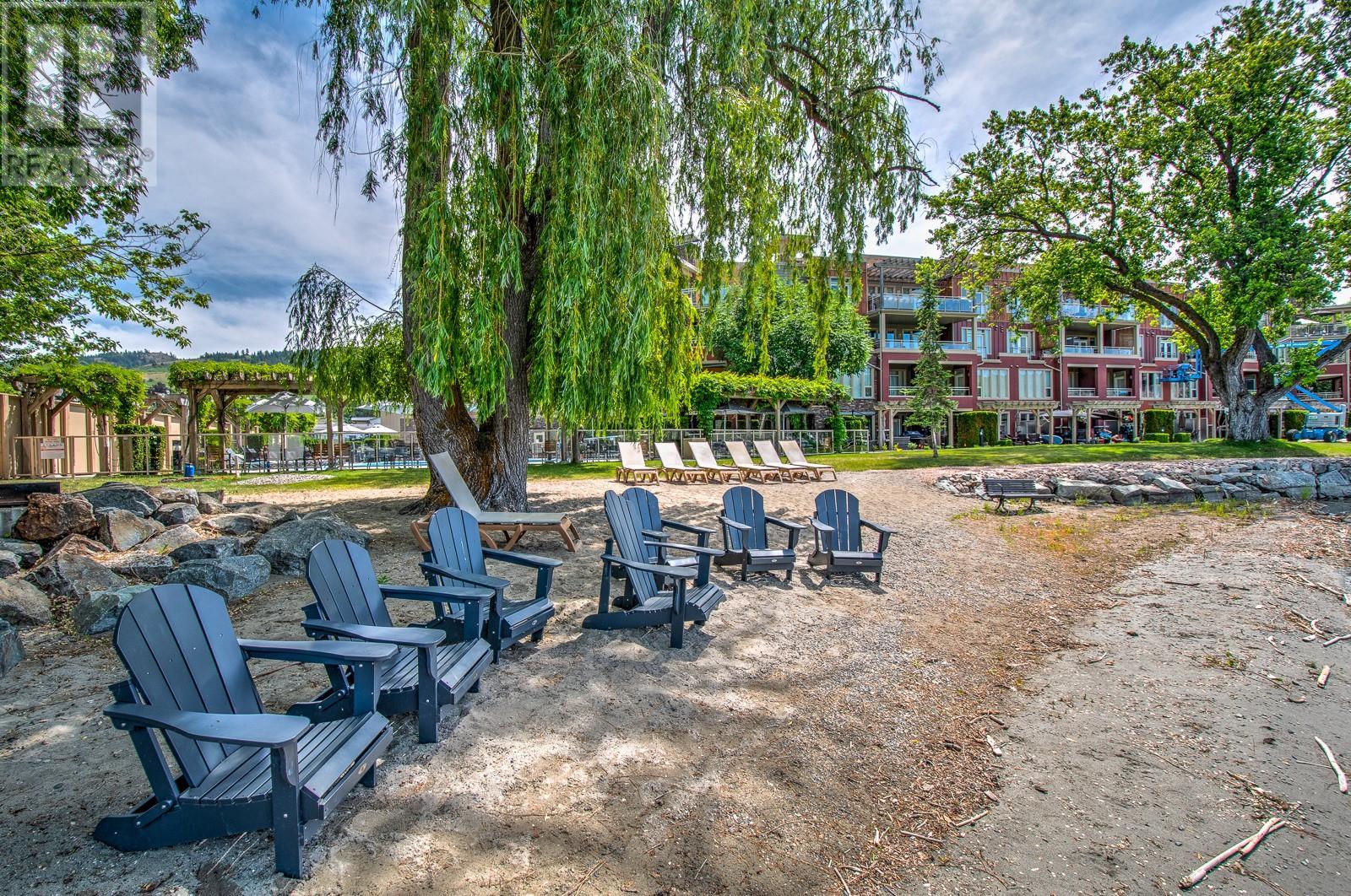 7343 Okanagan Landing Road Unit# 2402