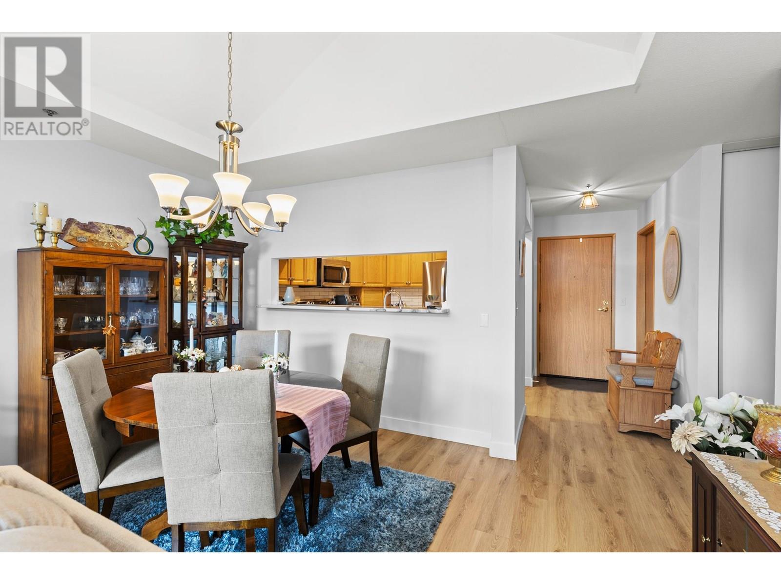 1045 Sutherland Avenue Unit# 309