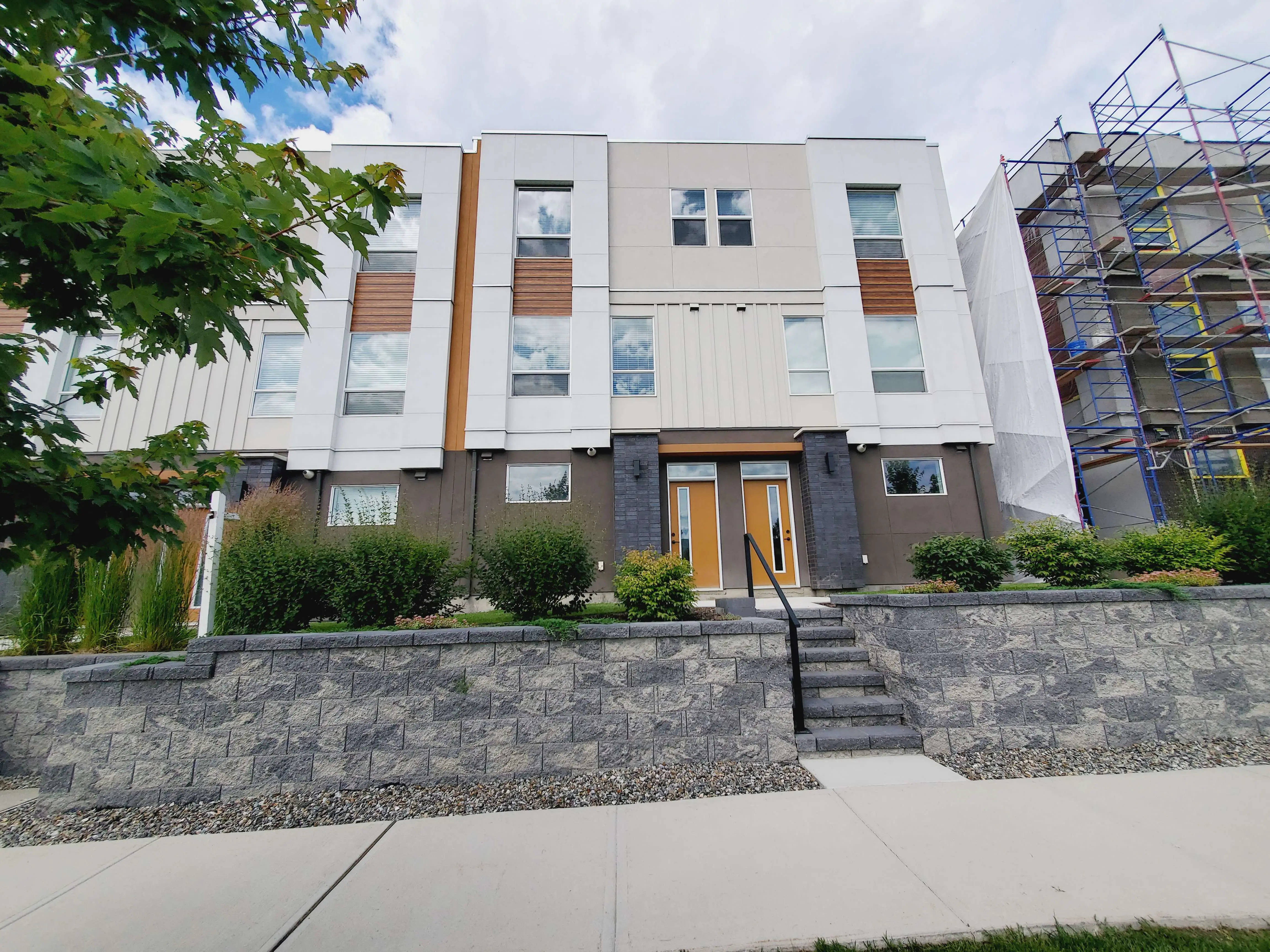 3 Bed, 2.5 Bath Townhouse near UBCO
