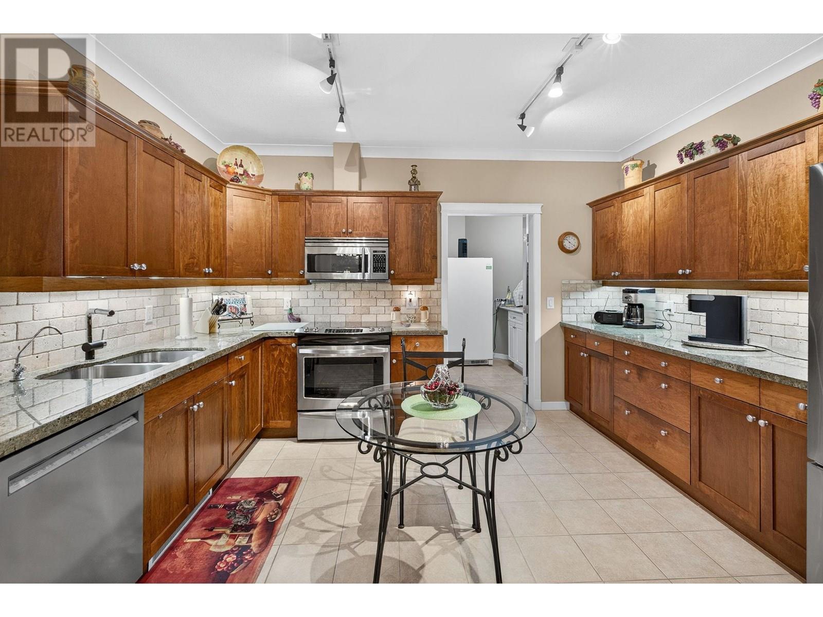 307 Whitman Road Unit# 405