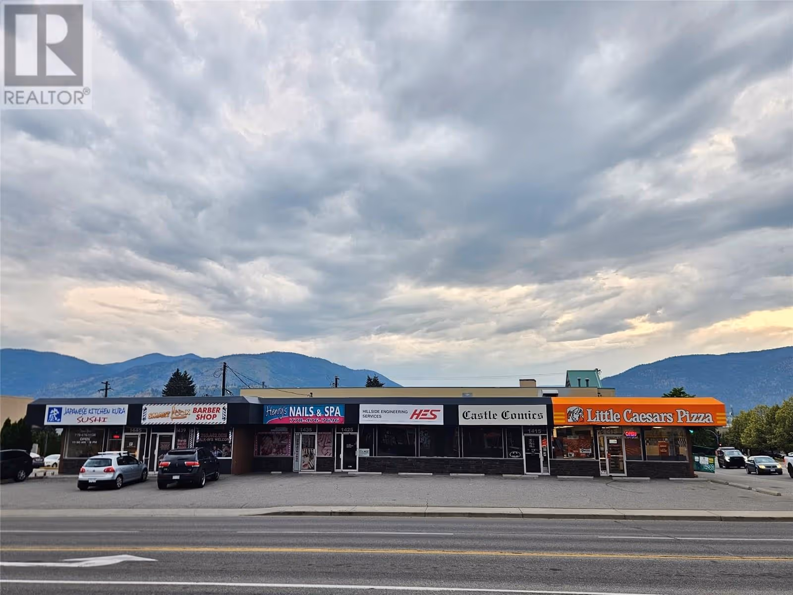1413 Main Street