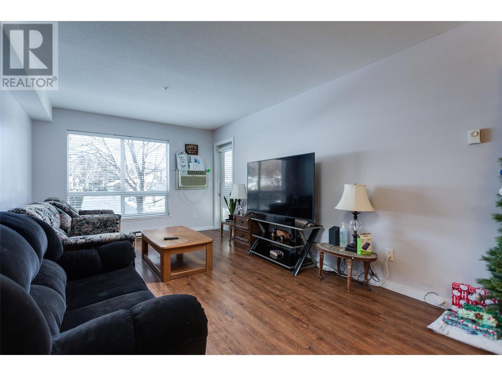 260 Franklyn Road Unit# 113