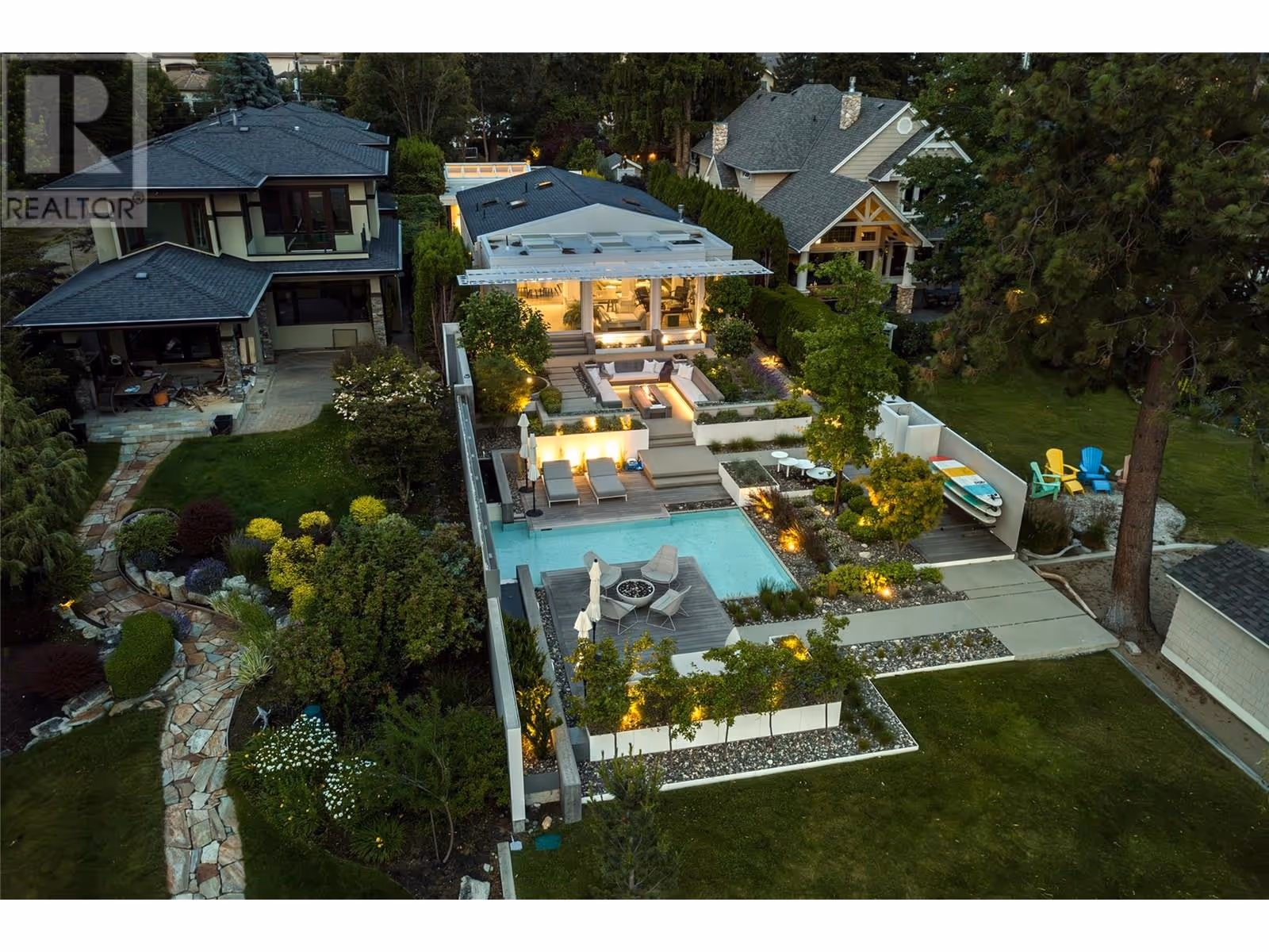 4110 Lakeshore Road