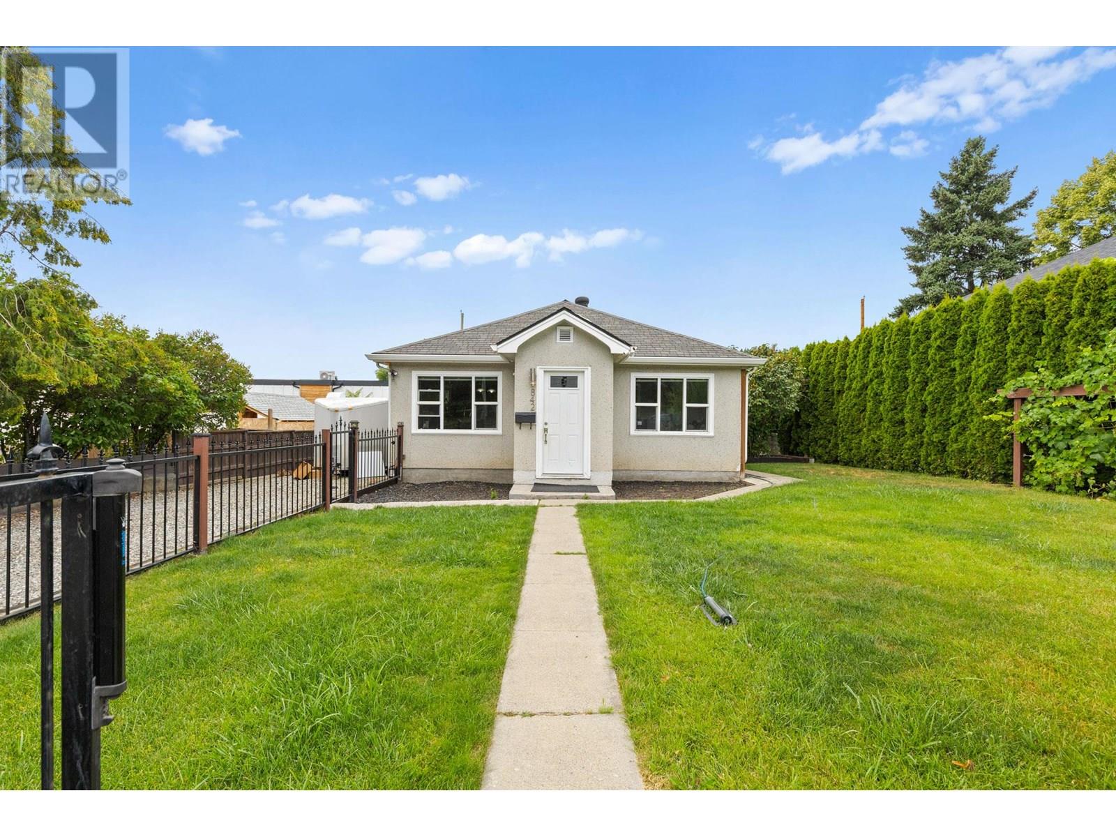 842 Glenmore Drive