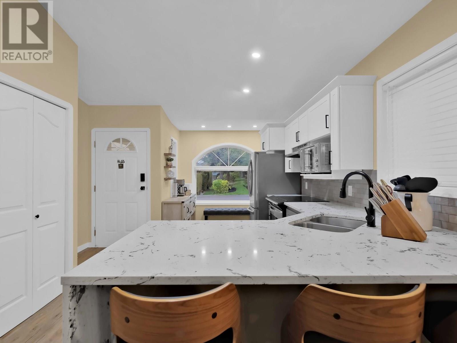 2210 Louie Drive Unit# 26