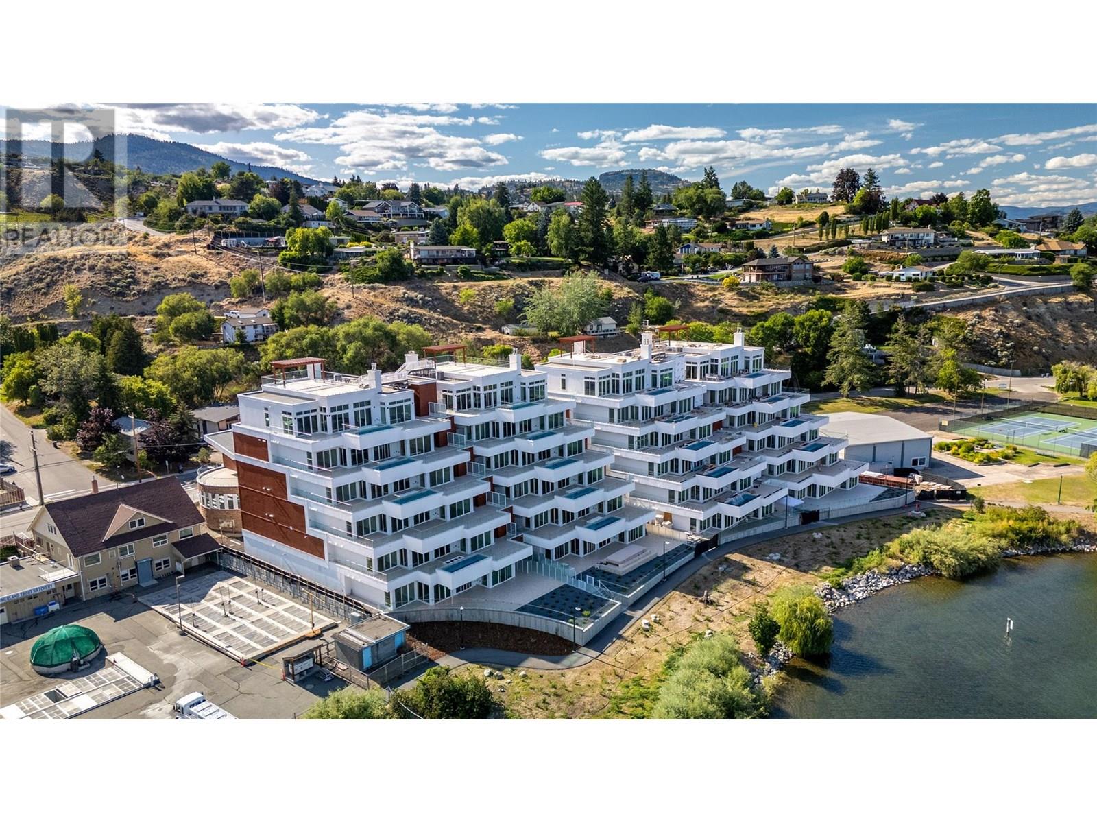 13415 Lakeshore Drive S Unit# 202