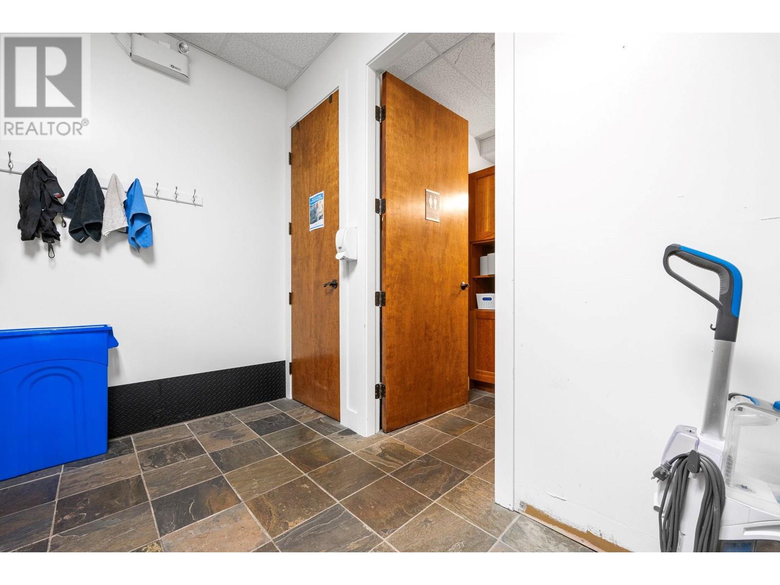 2476 Westlake Road Unit# 100