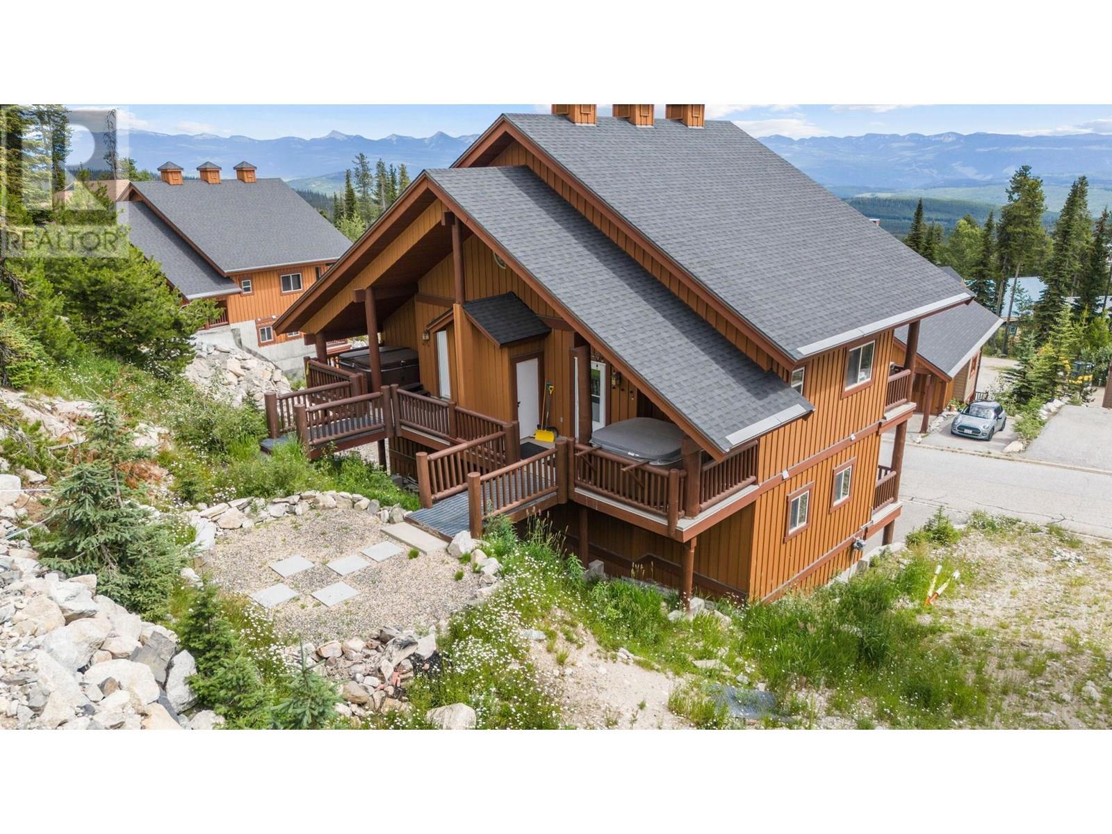 70B Forest Lane