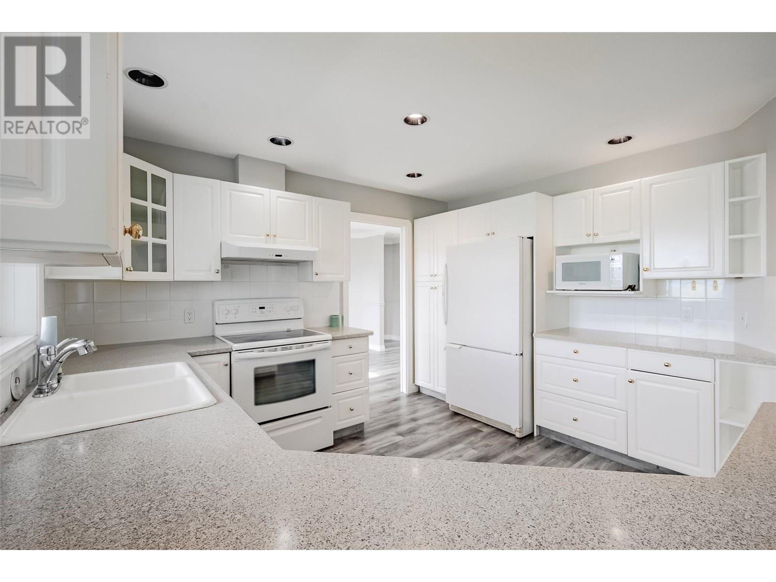 1180 Ray Road