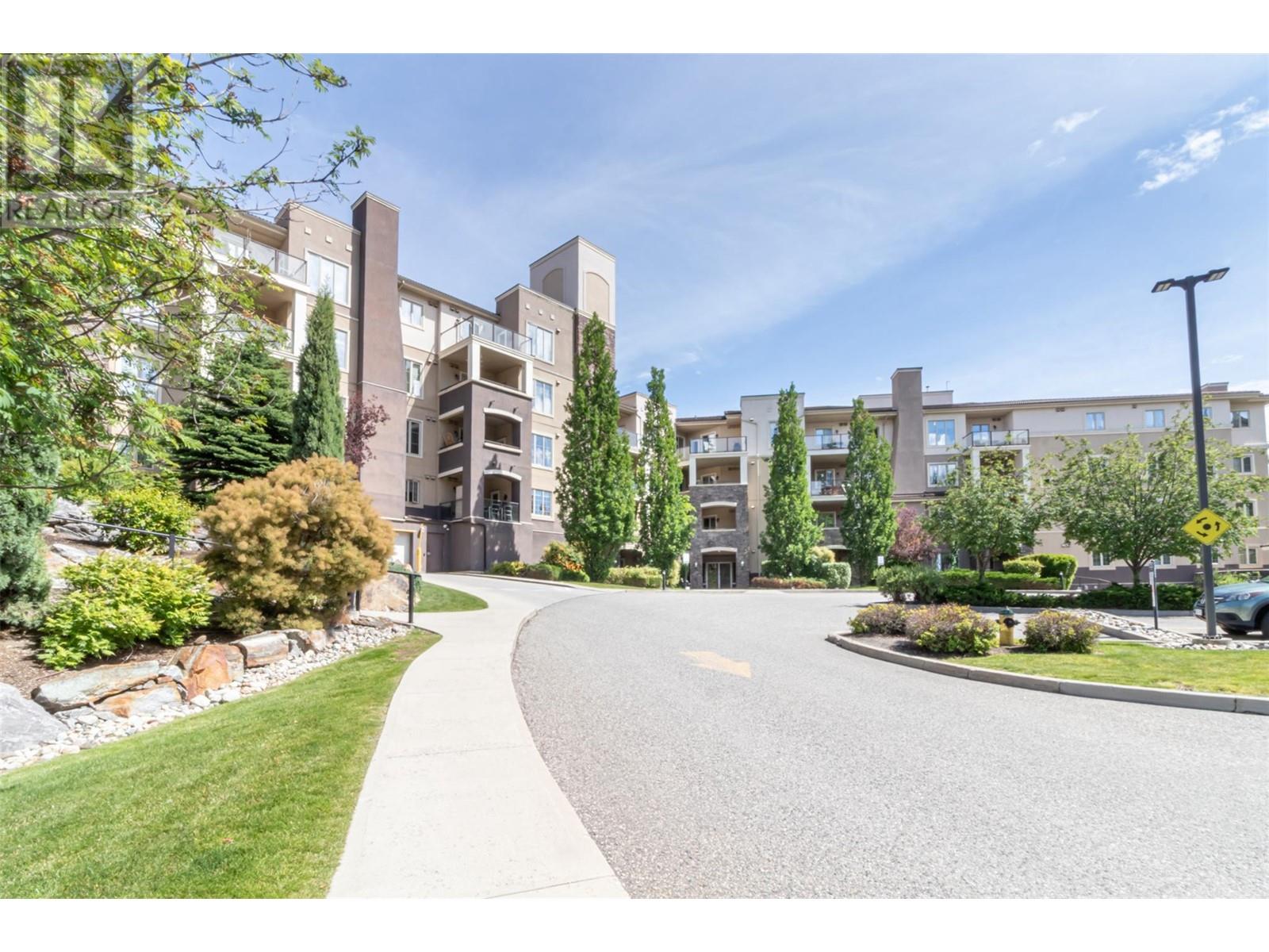 1873 Country Club Drive Unit# 2207