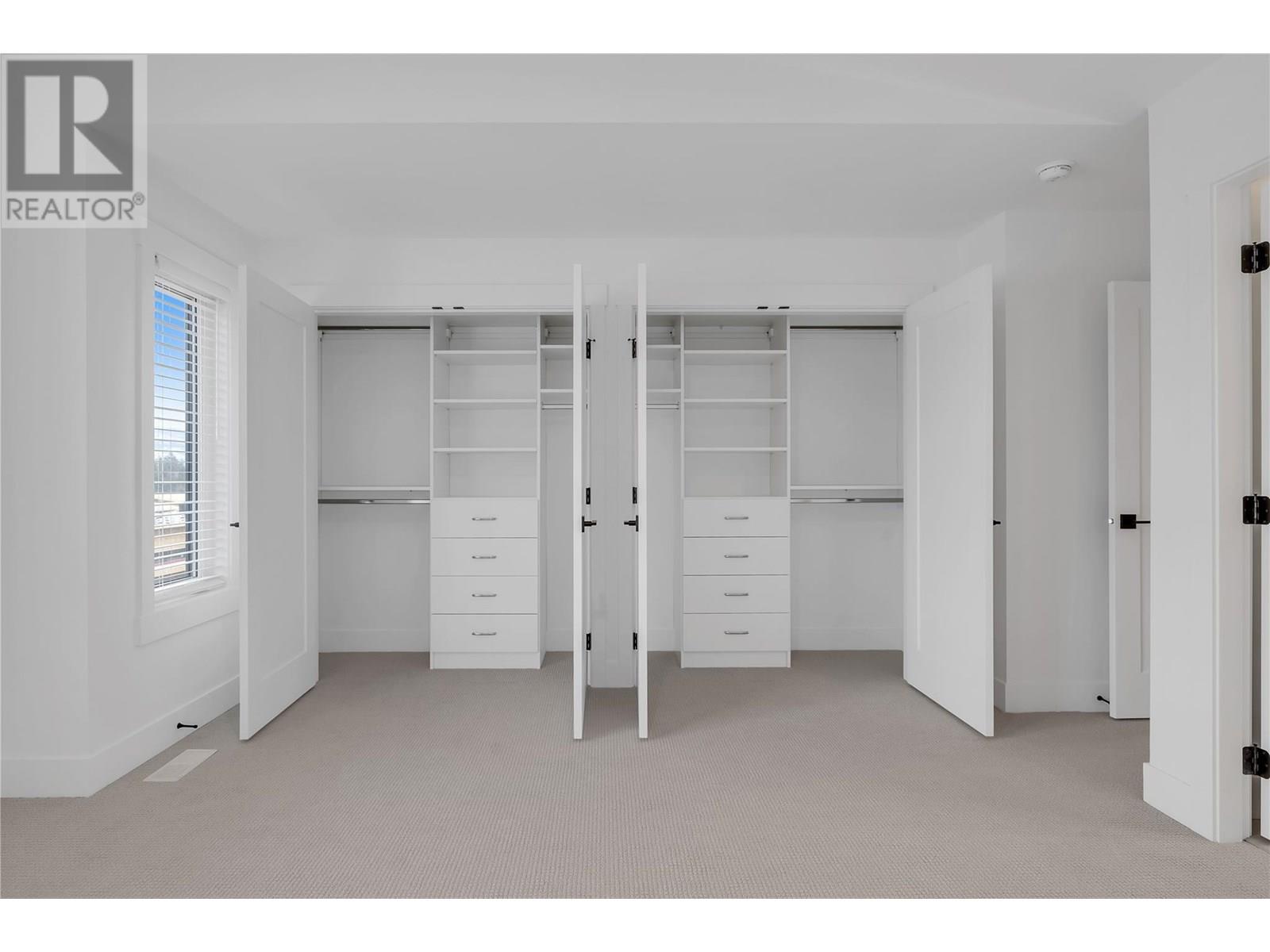 2835 Canyon Crest Drive Unit# 13