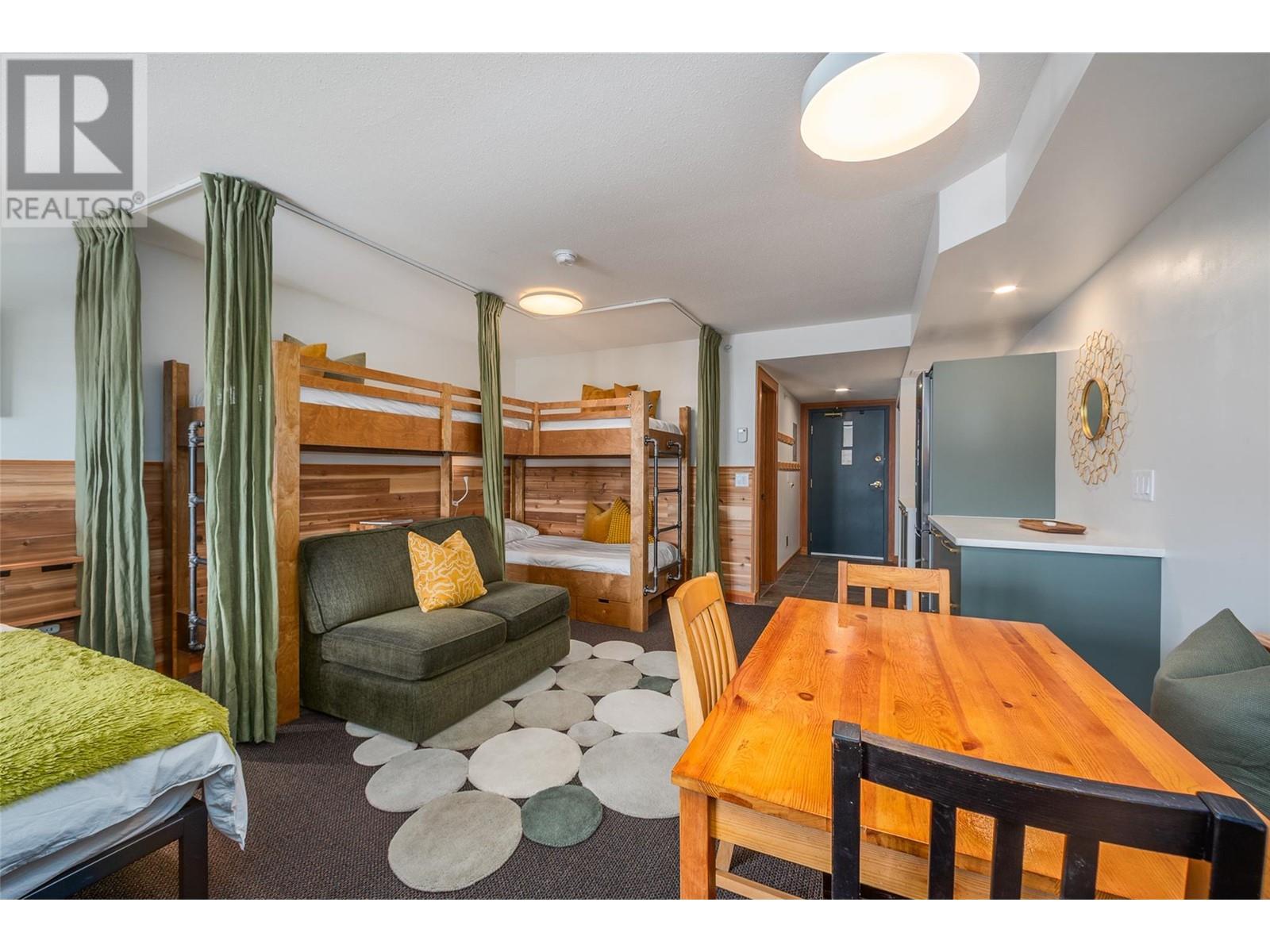 5275 Big White Road Unit# 314