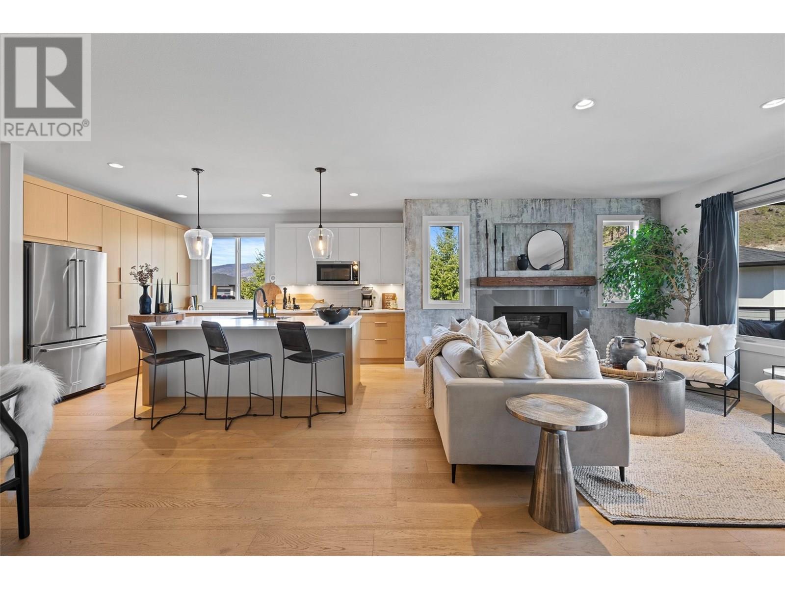 1349 Rocky Point Drive Unit# 5