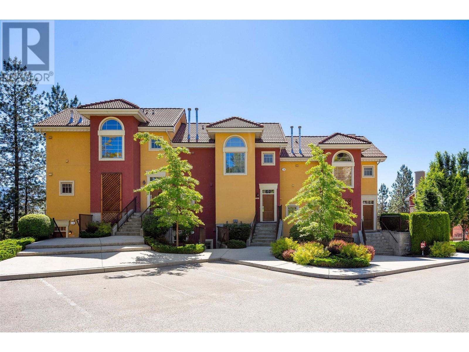1795 Country Club Drive Unit# 204