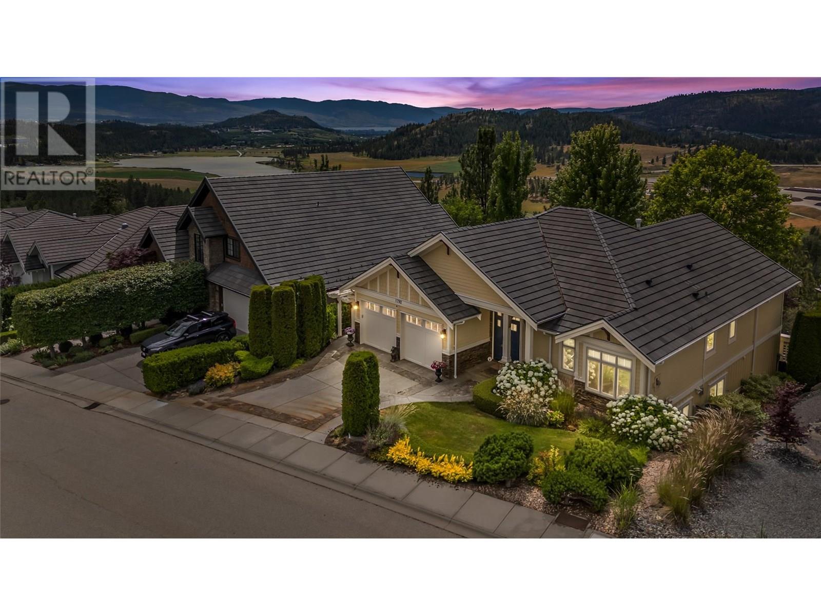 1792 Capistrano Peaks Crescent