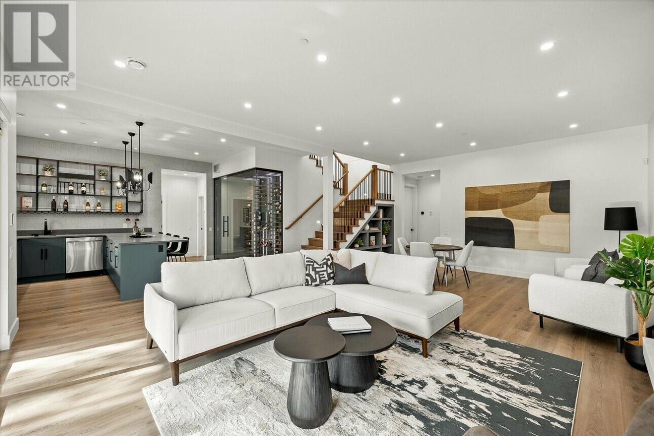 124 Wildsong Crescent W