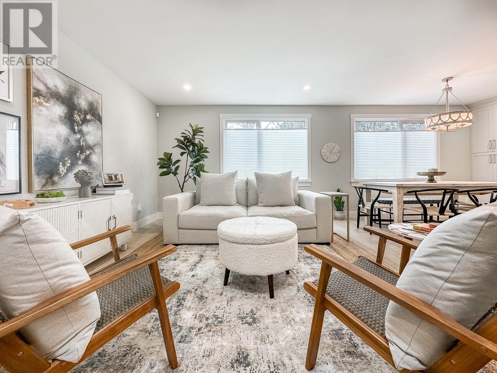 624 Armour Crescent