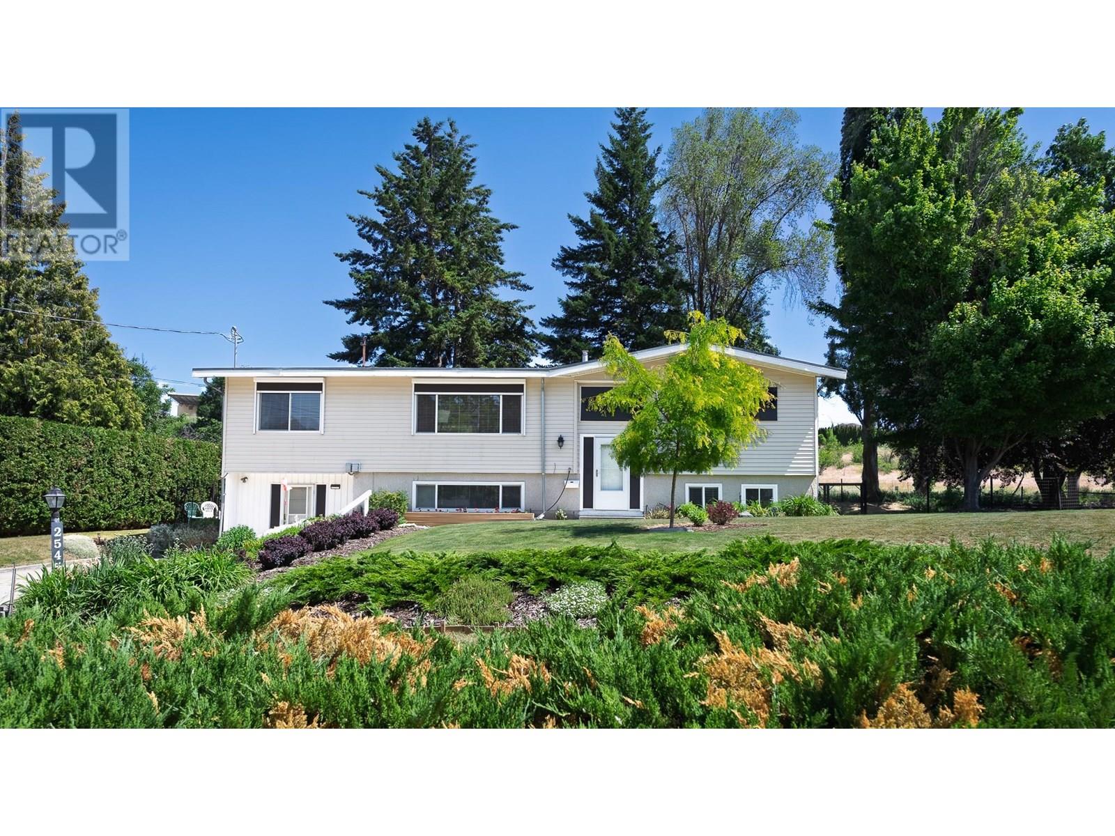 2545 Colleen Road