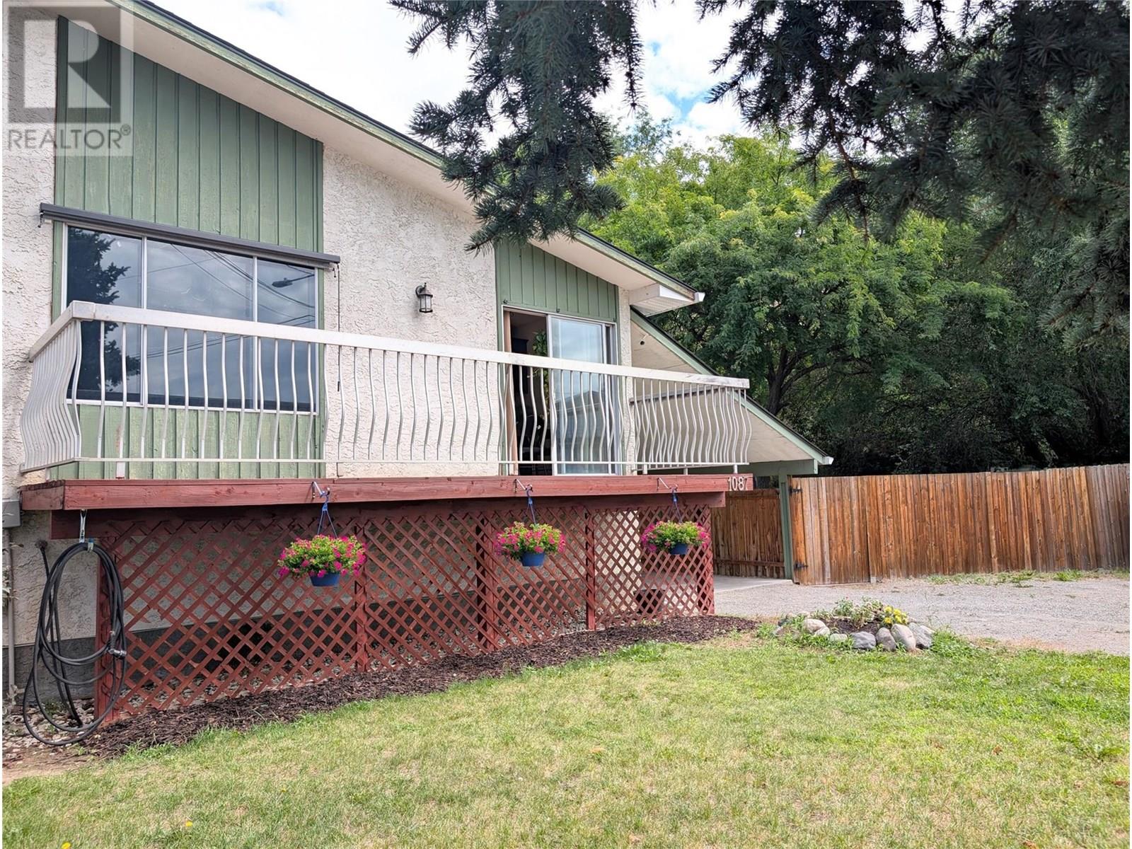 1087 Monterey Court