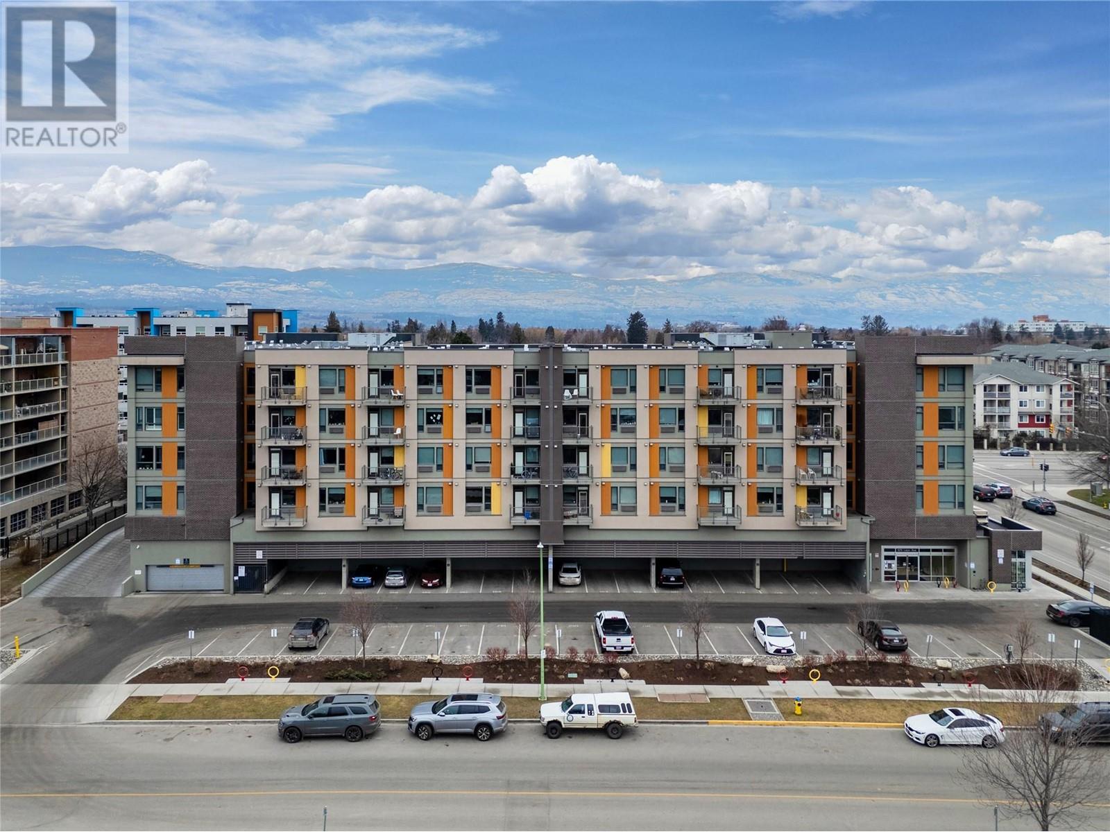 925 Leon Avenue Unit# 411