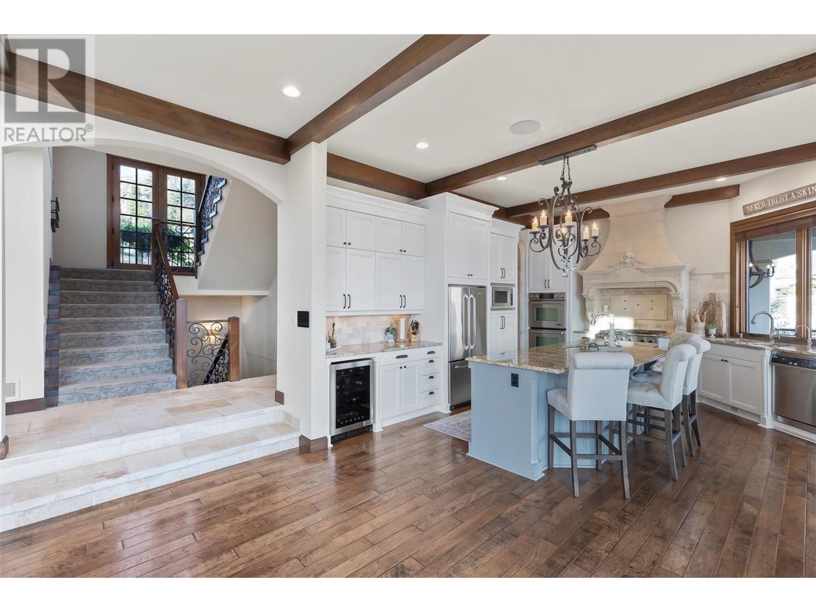 1113 Parkbluff Lane