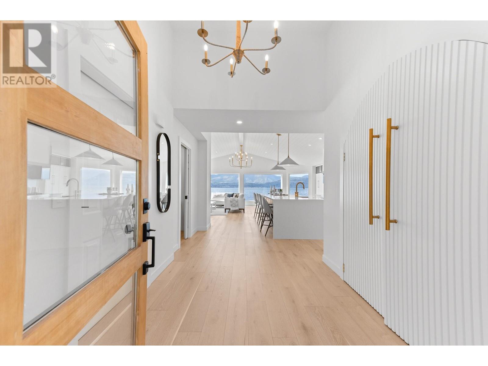 5538 Lakeshore Road