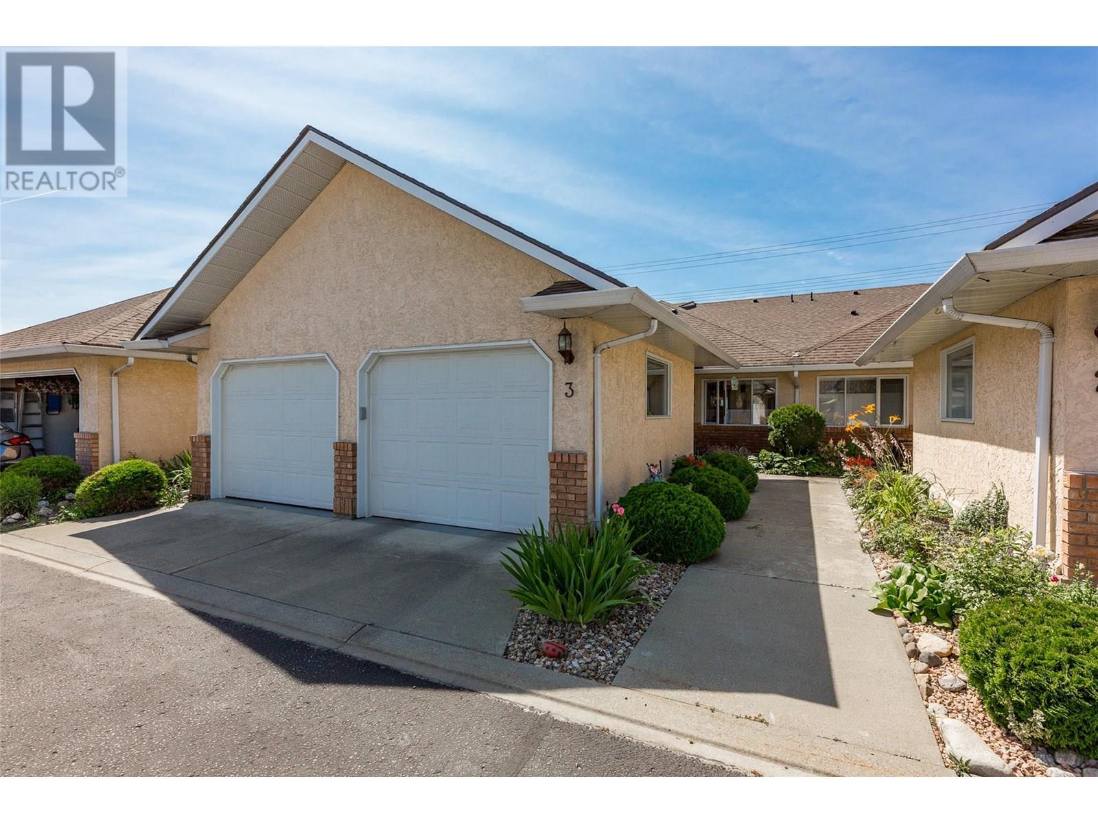 1886 Parkview Crescent Unit# 3