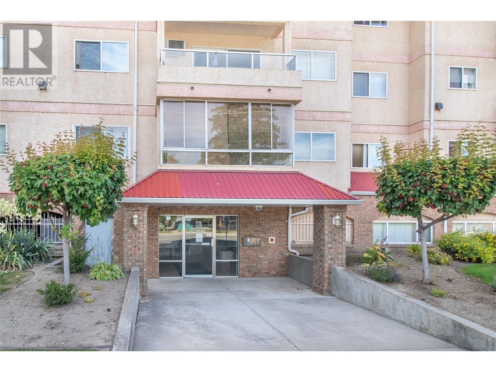 1318 Richter Street Unit# 304
