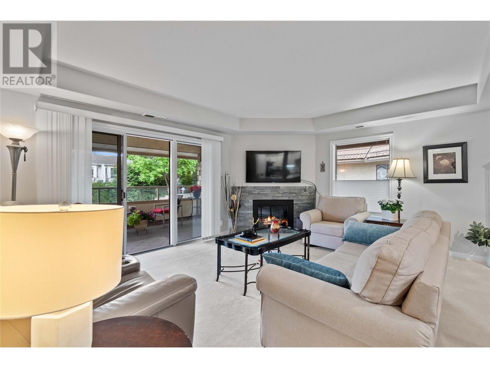 3335 Richter Street Unit# 213