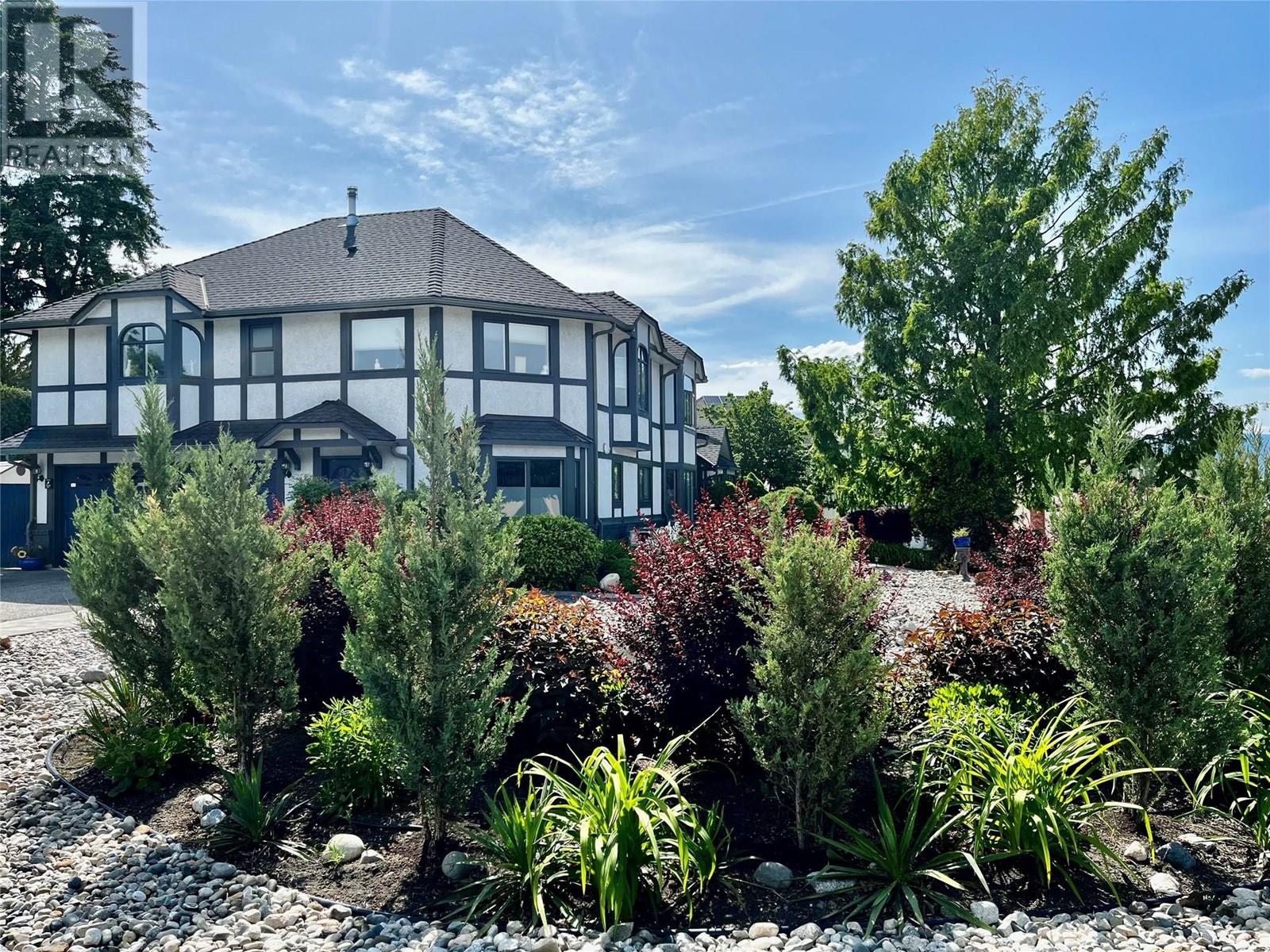 437 Duke Court
