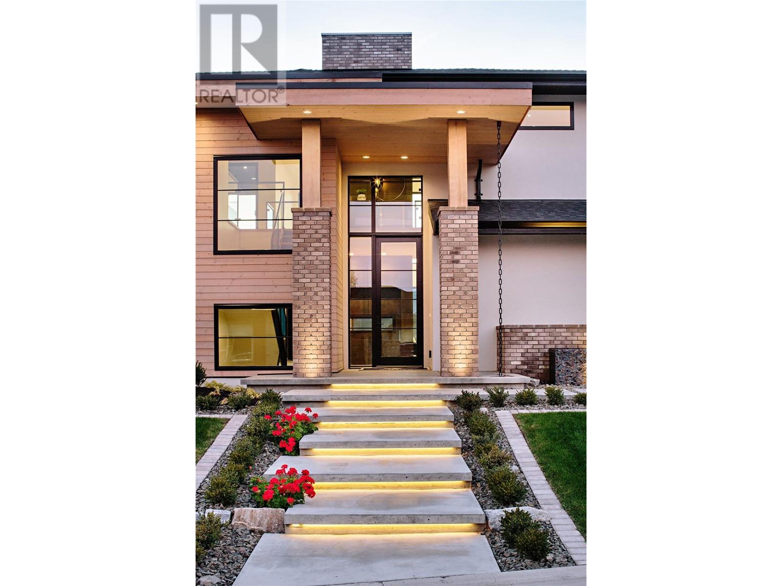 1462 Rocky Point Drive
