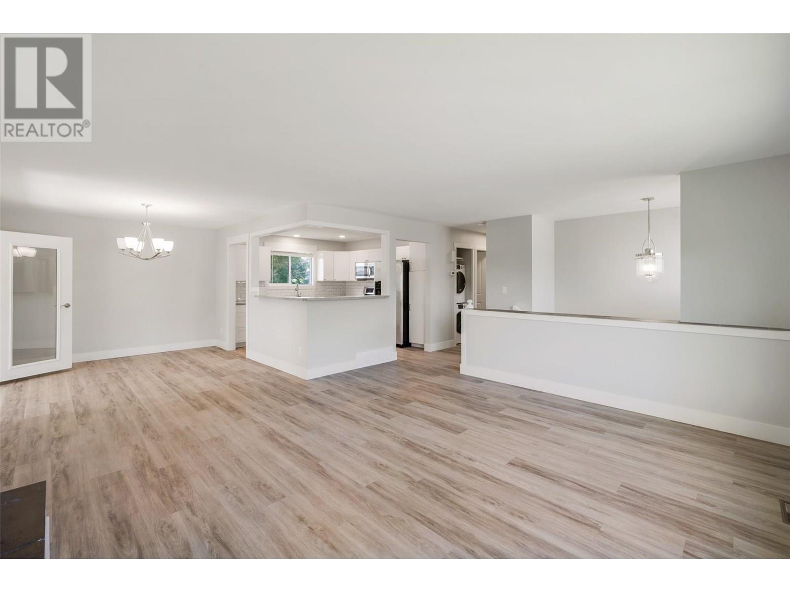 1415 Renfrew Road
